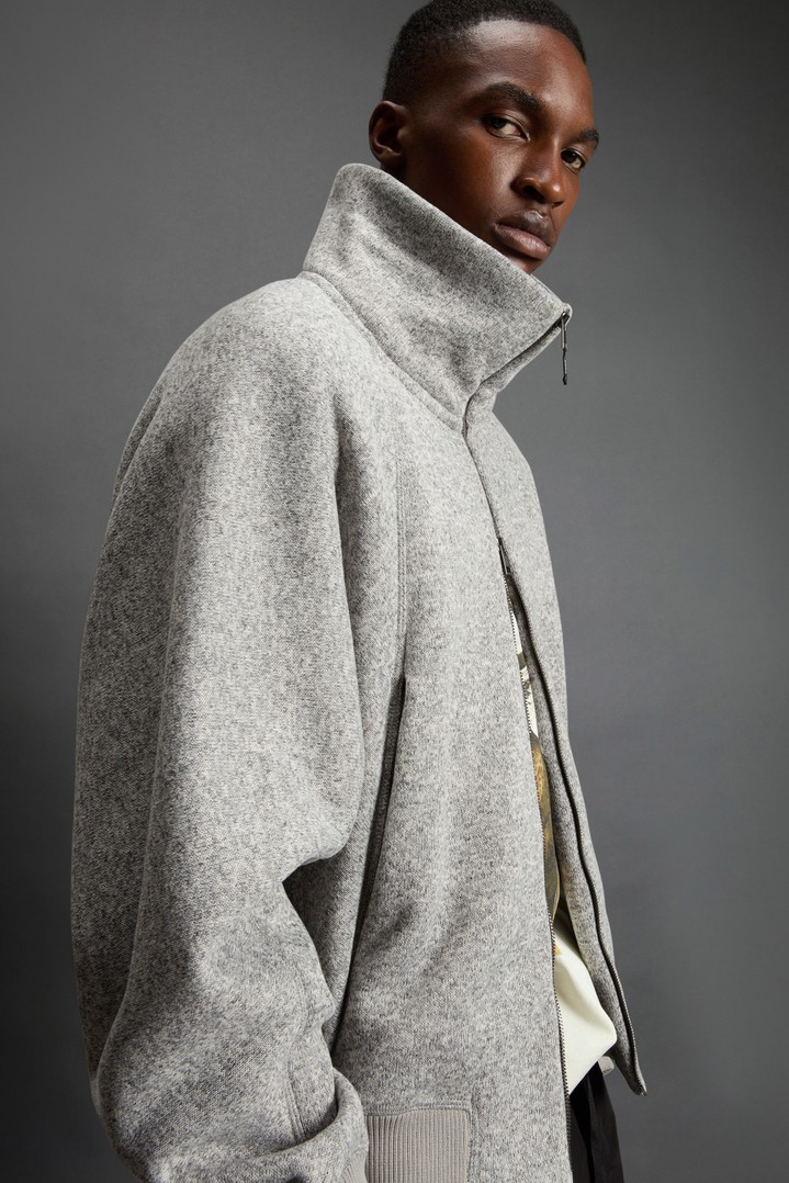 Full-Zipper Sweatshirt with Stand-Up Collar in Recycled Sherpa by Todd Snyder Gray photo 4 | Woolrich