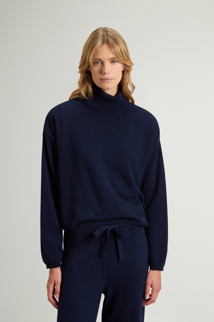 Sweater in Wool and Cashmere Blend Blue photo 1 | Woolrich