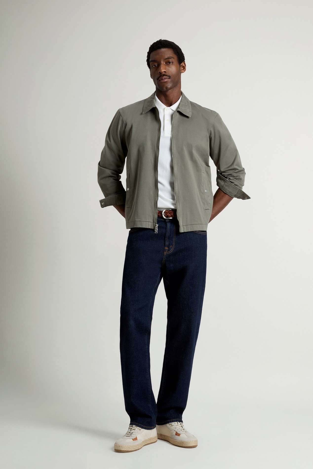 Garment-Dyed Timber Overshirt in Cotton Twill Green photo 2 | Woolrich