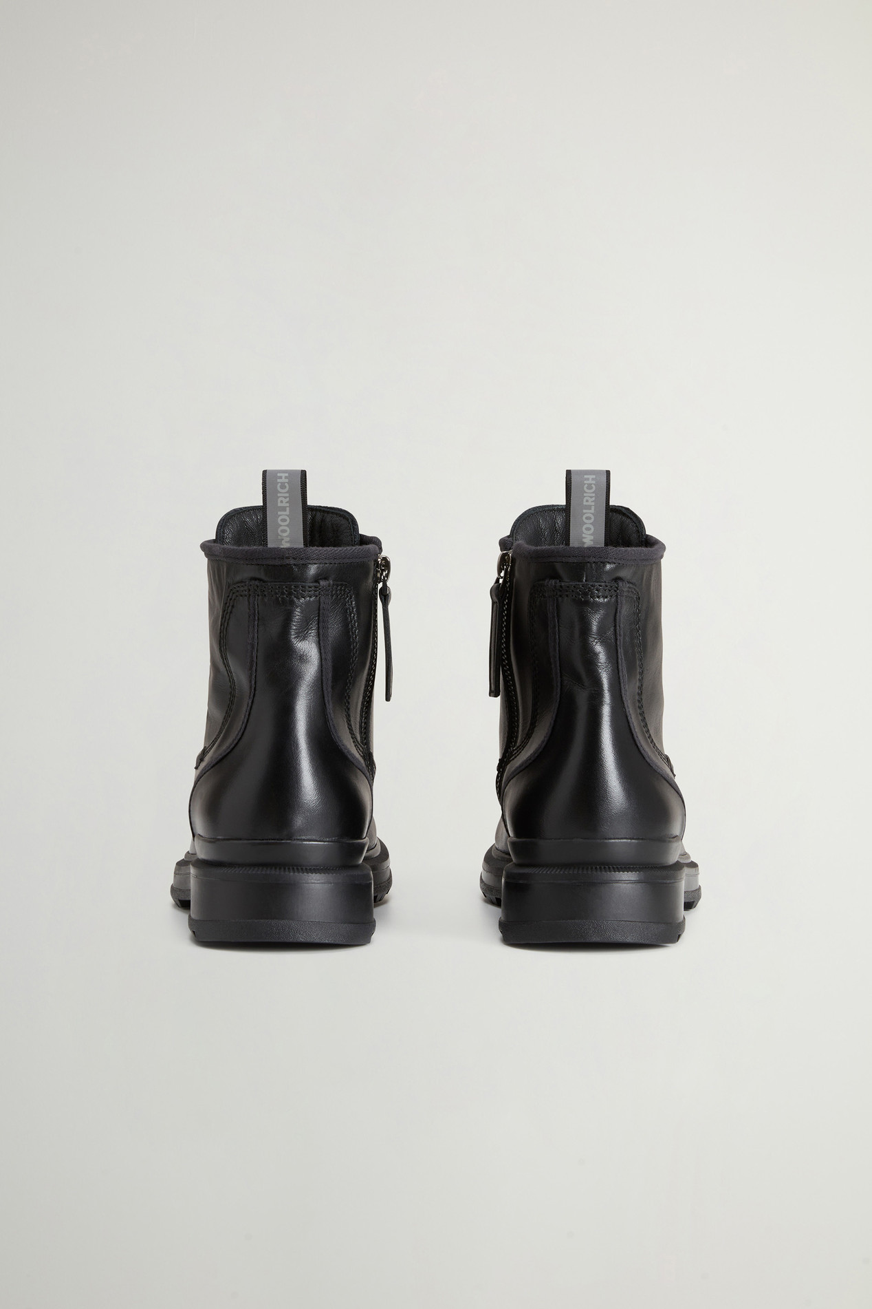 Grove Lace-Up Boots in Leather Black photo 3 | Woolrich