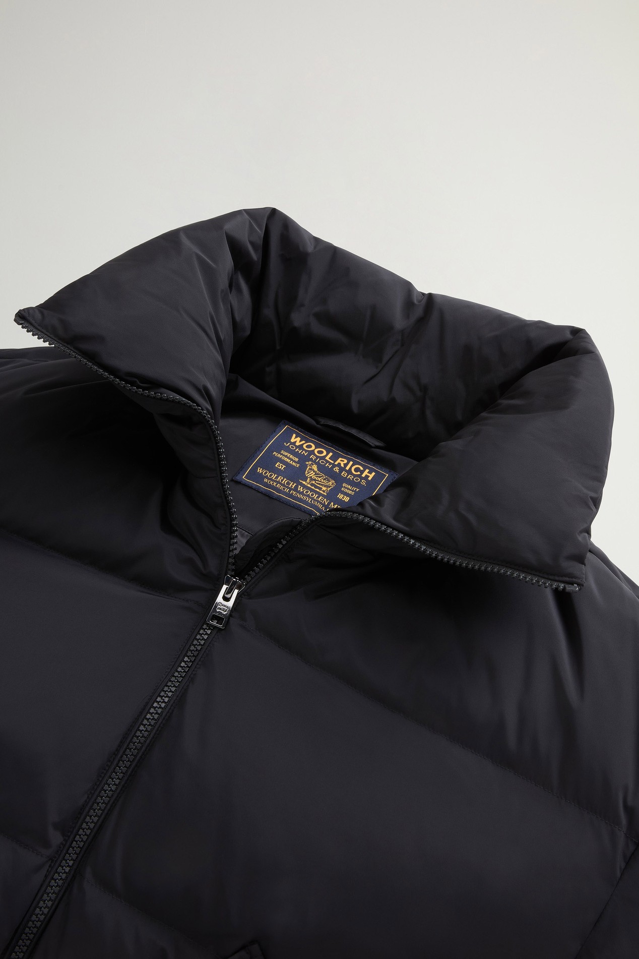 KELLY SHORT JACKET Black photo 6 | Woolrich