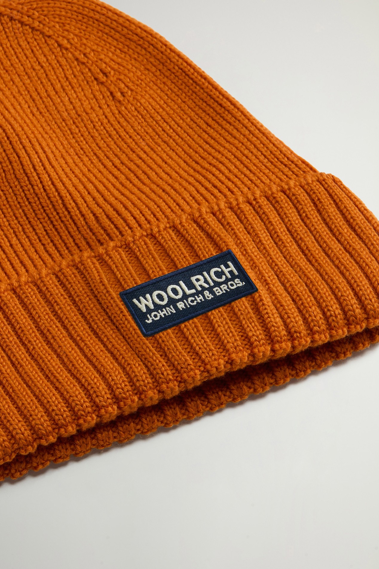 Ribbed Beanie in Pure Merino Virgin Wool Brown photo 4 | Woolrich