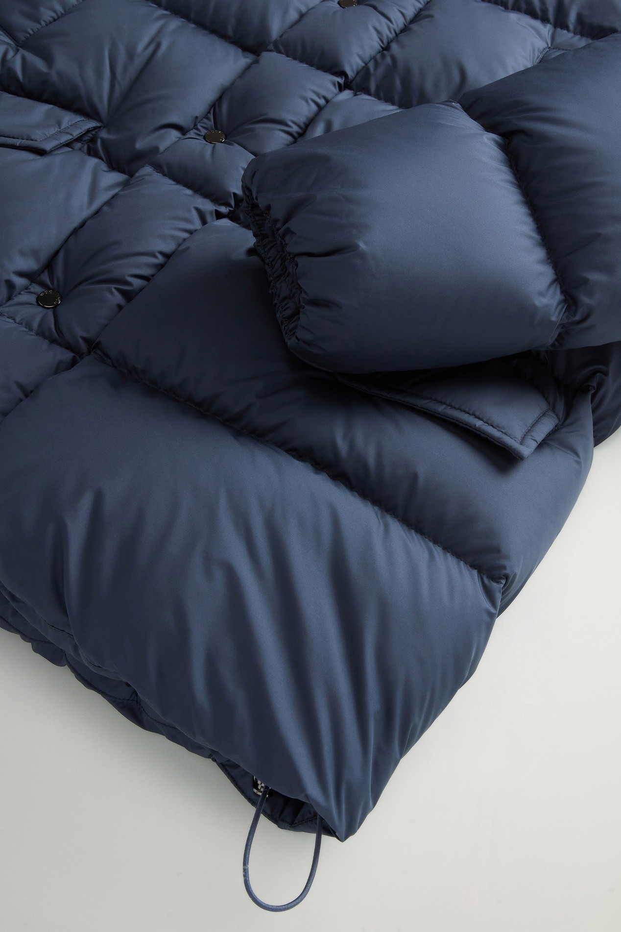 Cloud Parka aus Mikrofaser Blau photo 7 | Woolrich
