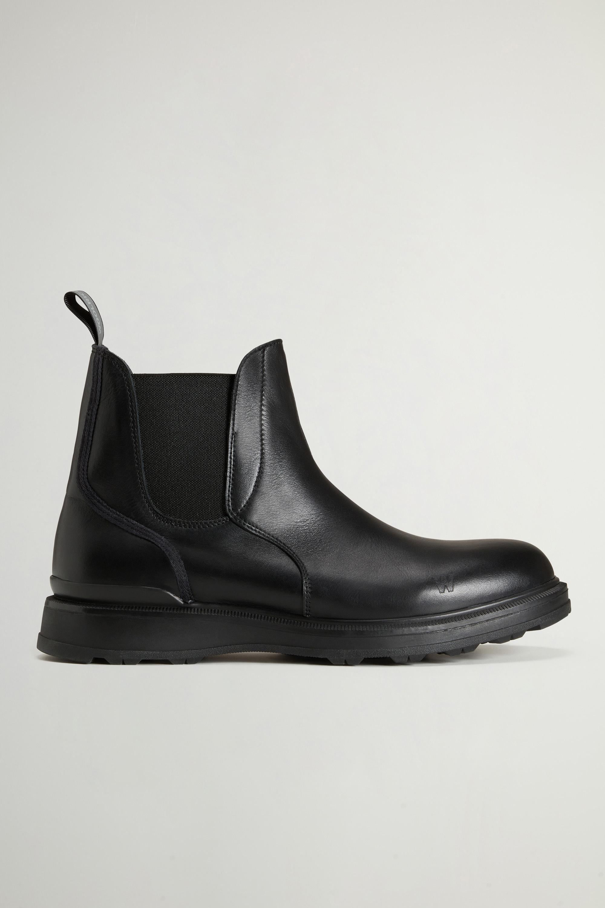 Stone Grove Ankle Boots in Calfskin Leather Black photo 1 | Woolrich