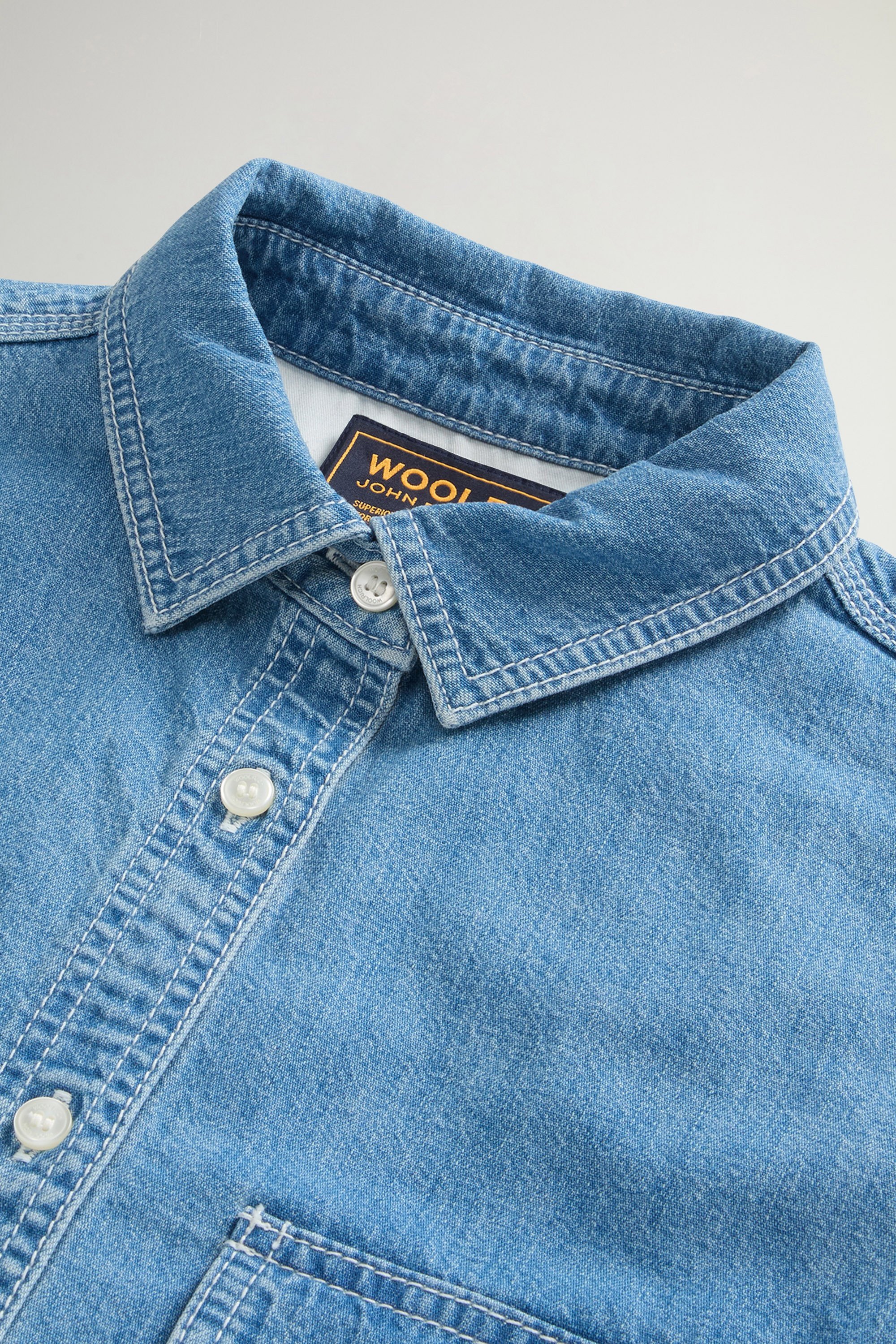 Shirt in Lightweight Pure Cotton Denim Blue photo 6 | Woolrich