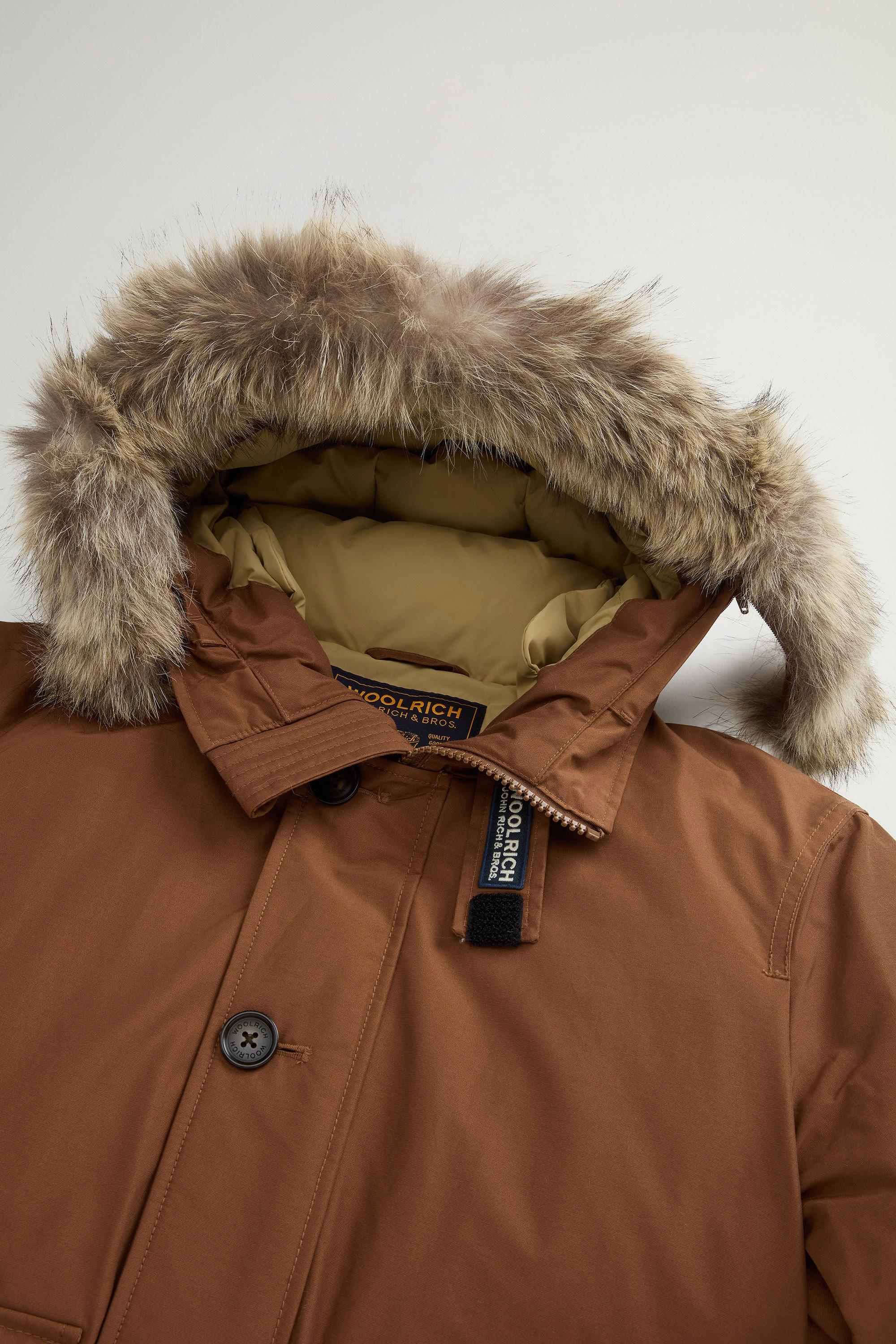 Padded Polar bomber jacket in Ramar Cloth with hood Brown photo 6 | Woolrich