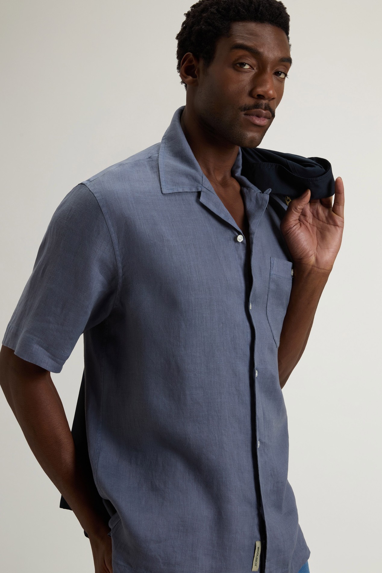 S/S LINEN SHIRT Blue photo 4 | Woolrich