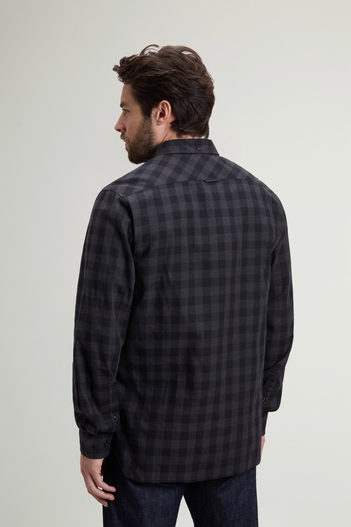Button-Down Checked Shirt in Pure Cotton Flannel Gray photo 3 | Woolrich