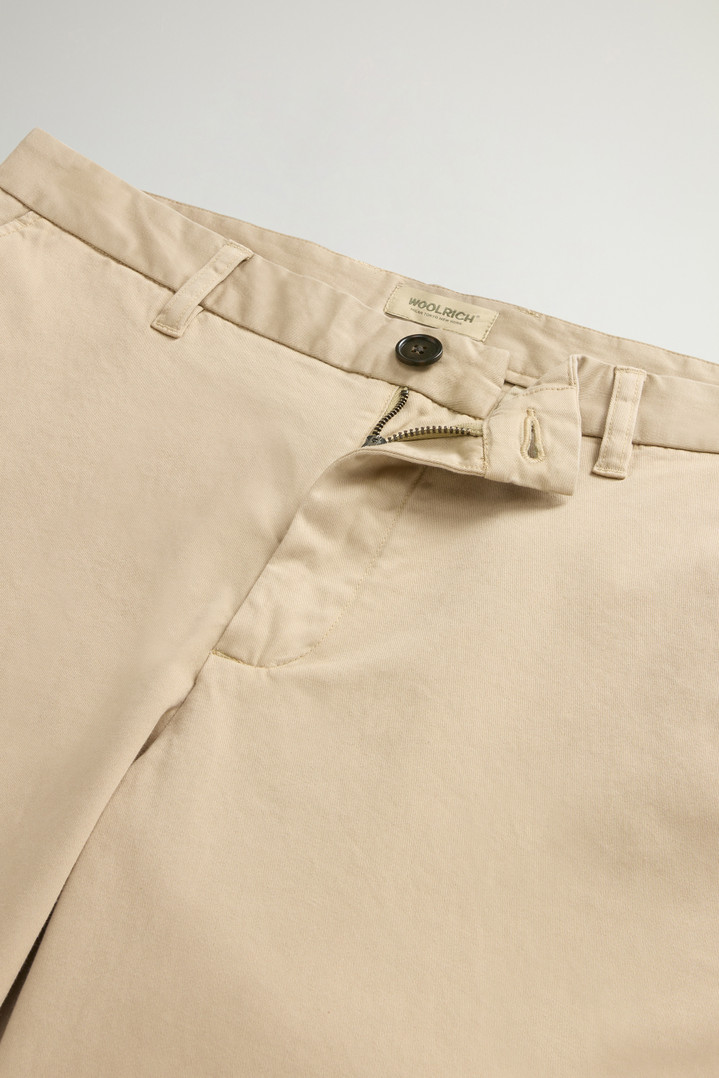 Garment-Dyed Stretch Cotton Twill Chino Shorts Beige photo 2 | Woolrich