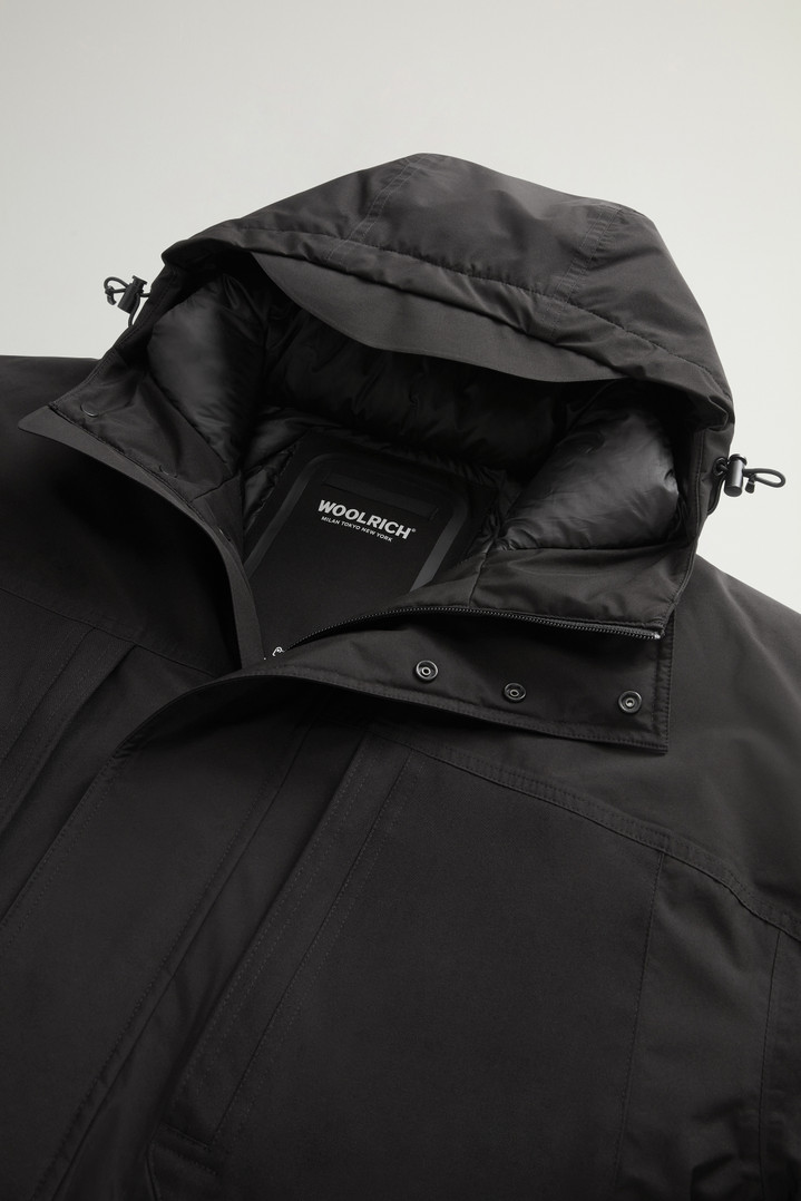 Mountain Jacket in WINDSTOPPER GORE-TEX Black photo 2 | Woolrich
