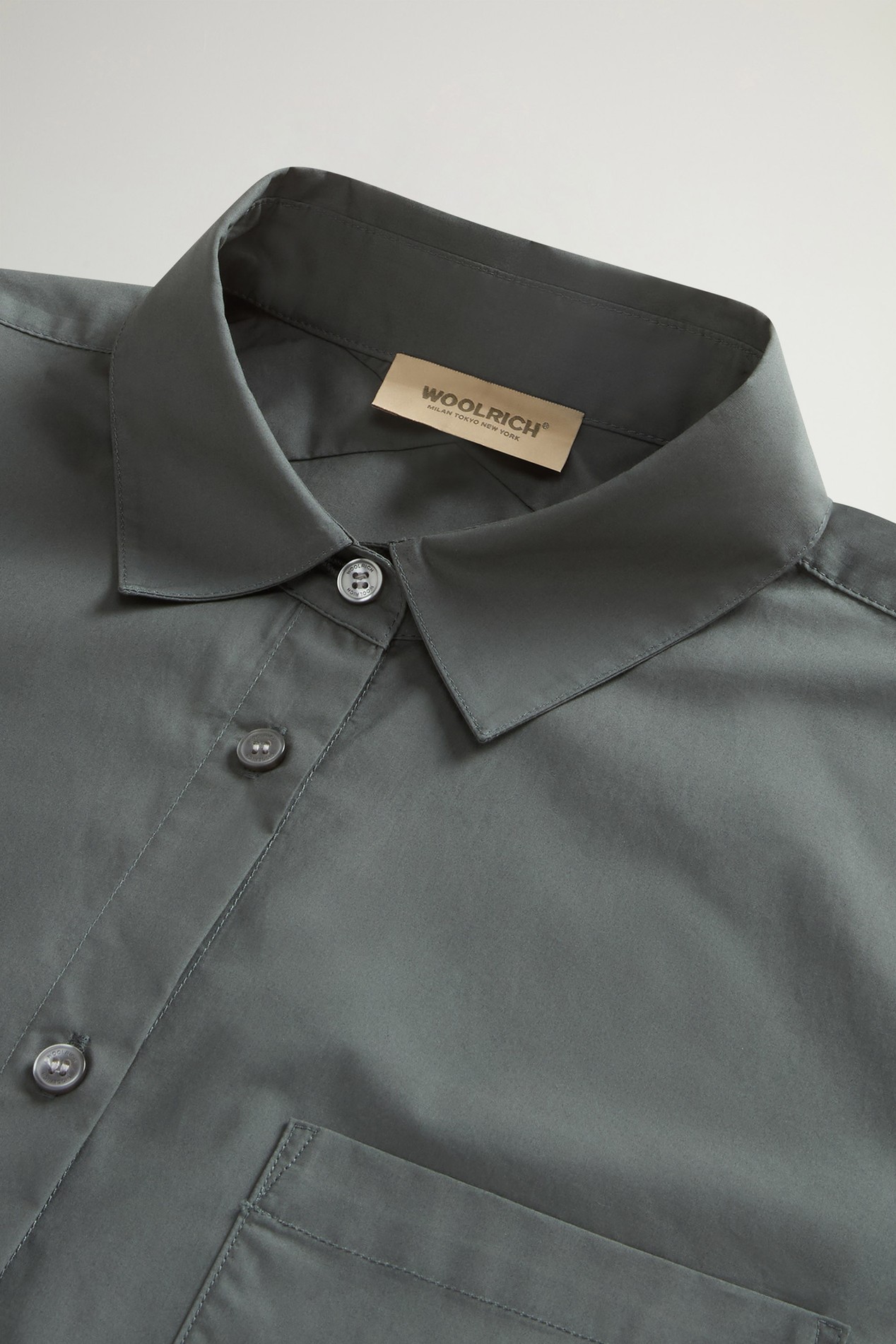 COTTON POPLIN BOYFRIEND SHIRT Green photo 6 | Woolrich