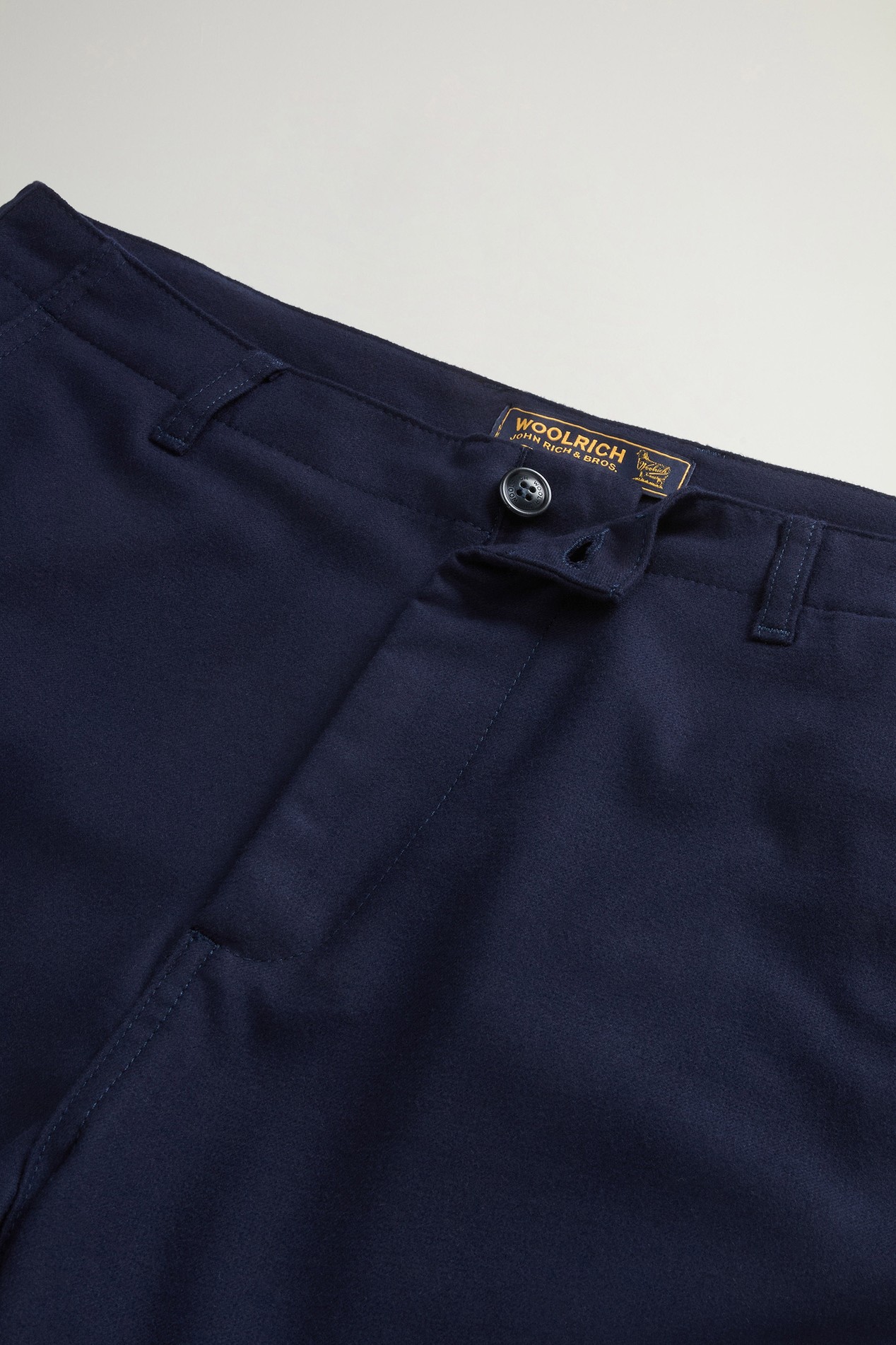 Chinohose aus Flanell aus einer recycelten Wollmischung Blau photo 2 | Woolrich