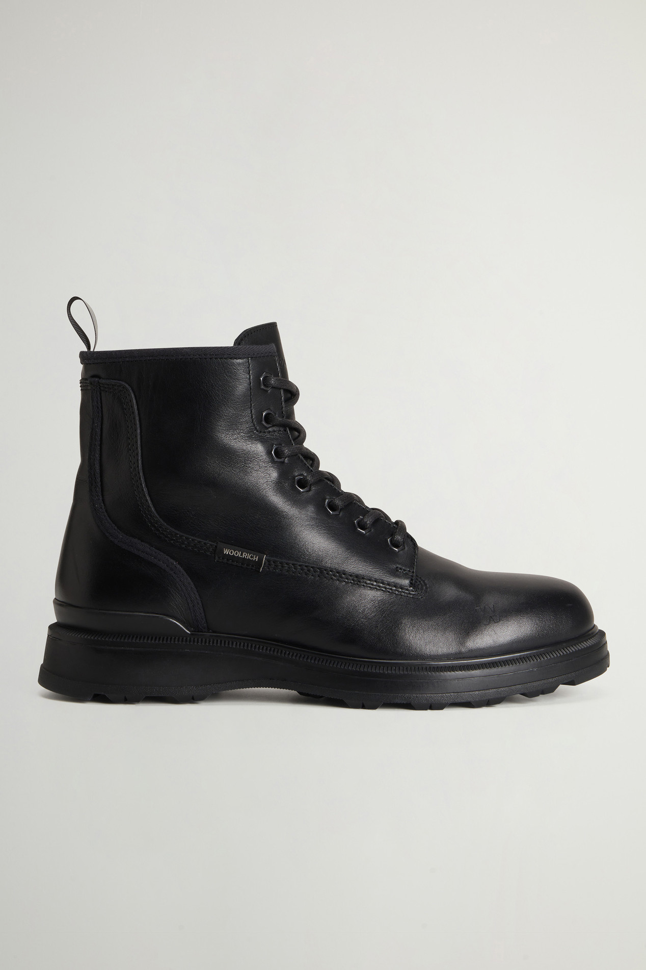 Grove Lace-Up Boots in Leather Black photo 1 | Woolrich