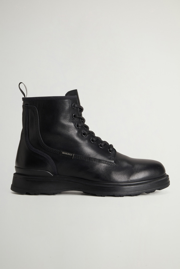 Grove Lace-Up Boots in Leather Black photo 1 | Woolrich