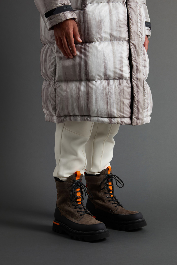 City Hiking Ankle Boots in Tumbled Leather by Todd Snyder Black photo 6 | Woolrich