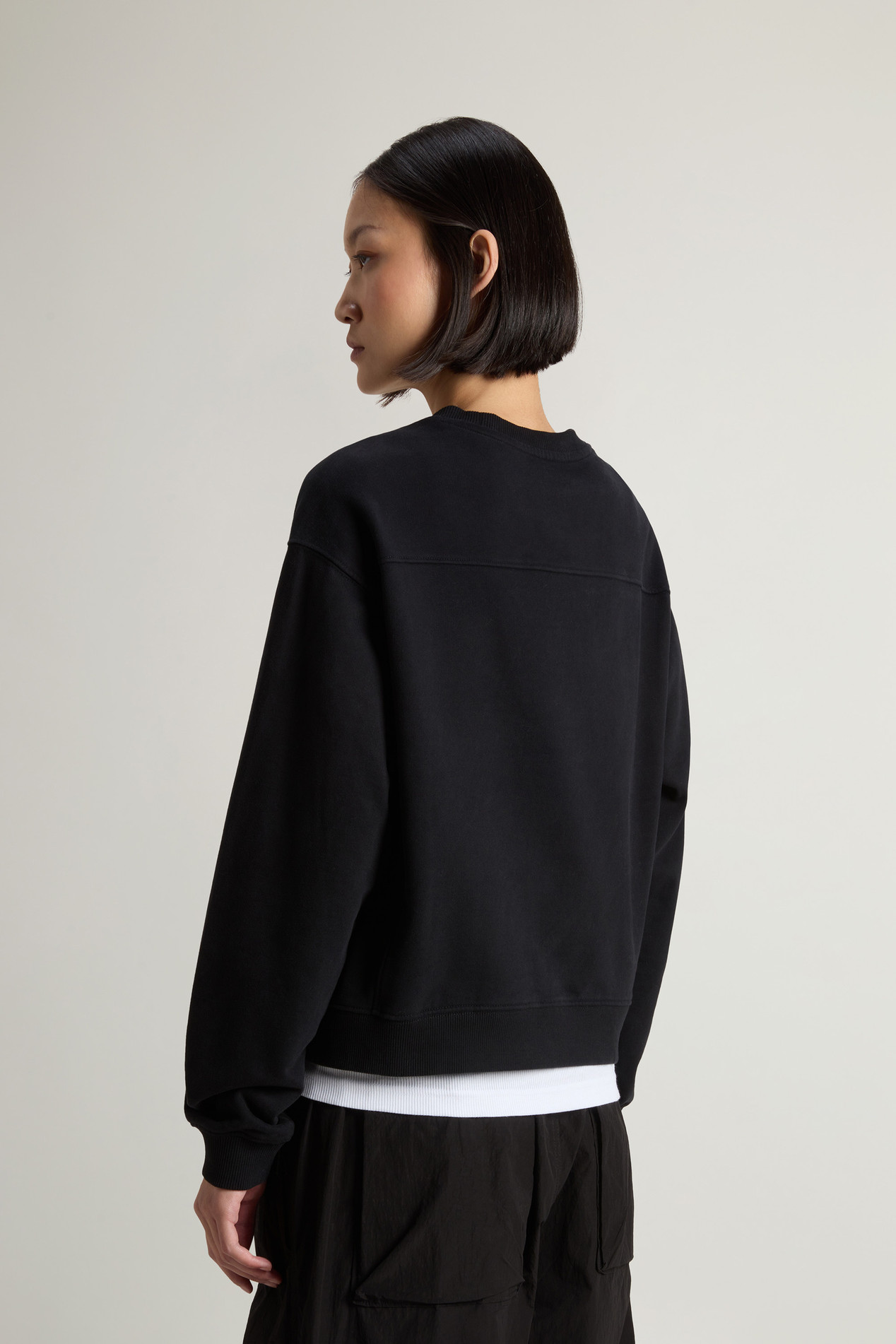 Crewneck Sweatshirt in Pure Cotton with Embroidered Logo Black photo 3 | Woolrich
