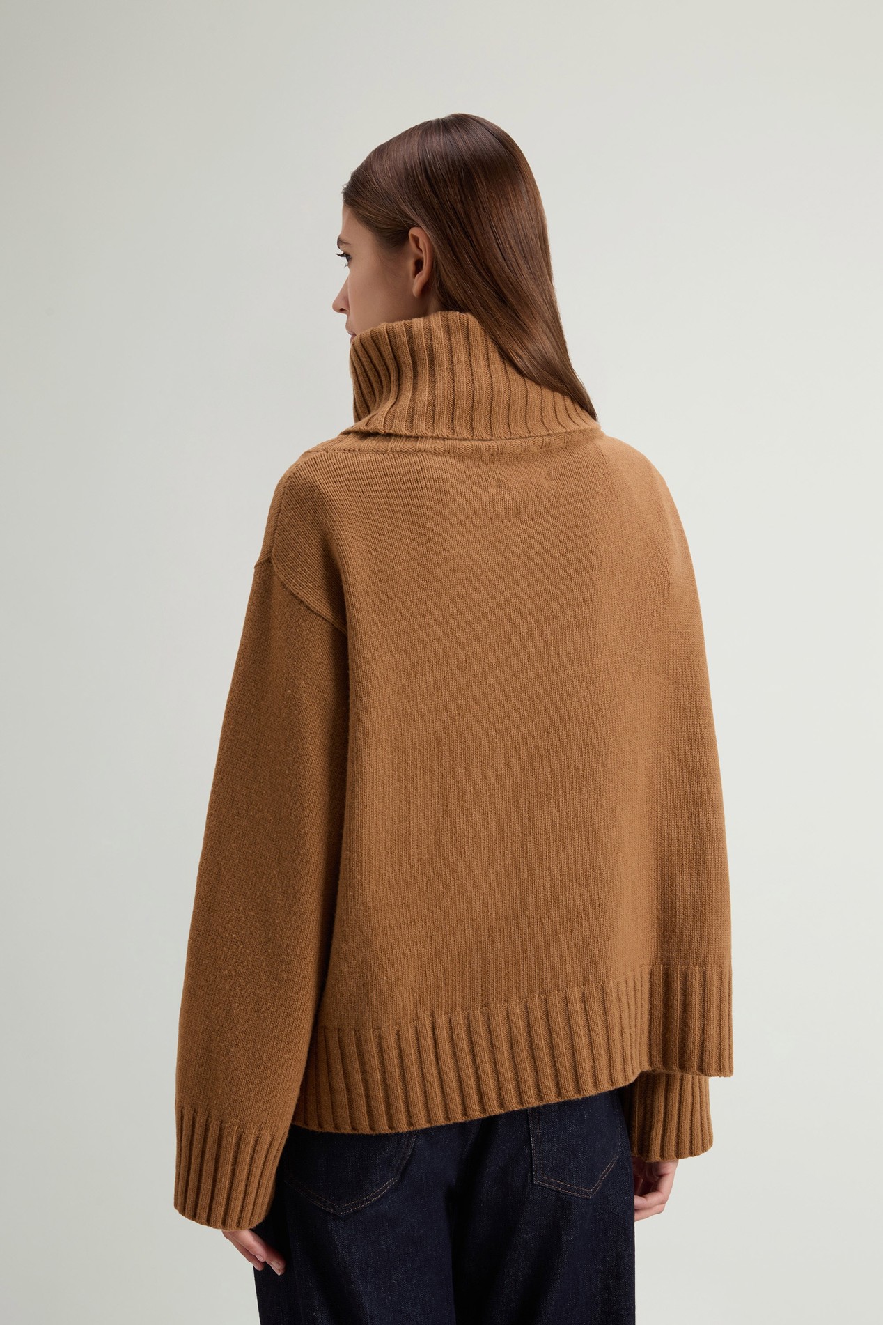 Turtleneck Sweater in Wool and Cashmere Blend Brown photo 3 | Woolrich