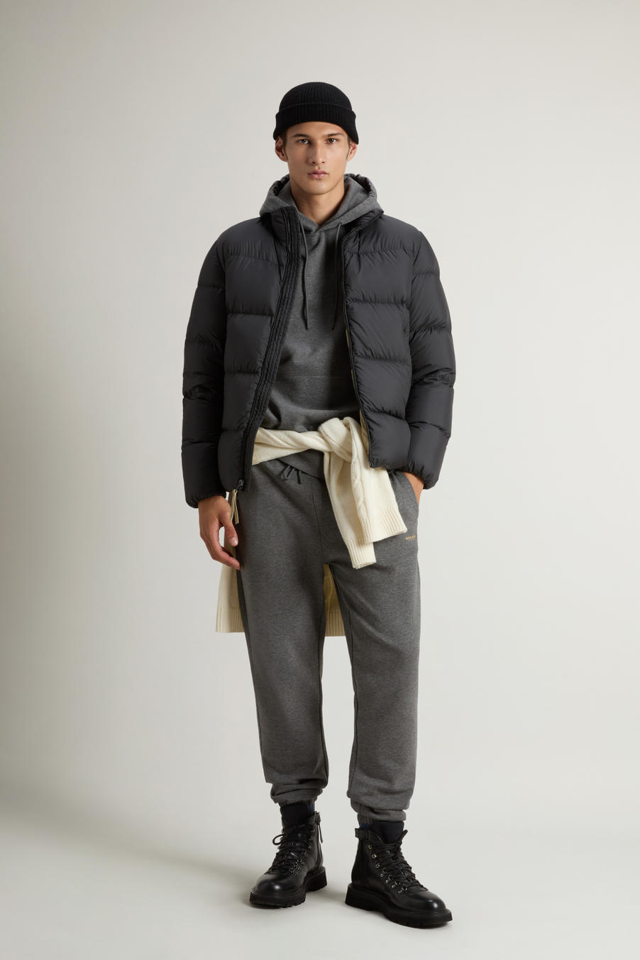 Cloud Down Jacket in Microfiber Black photo 1 | Woolrich