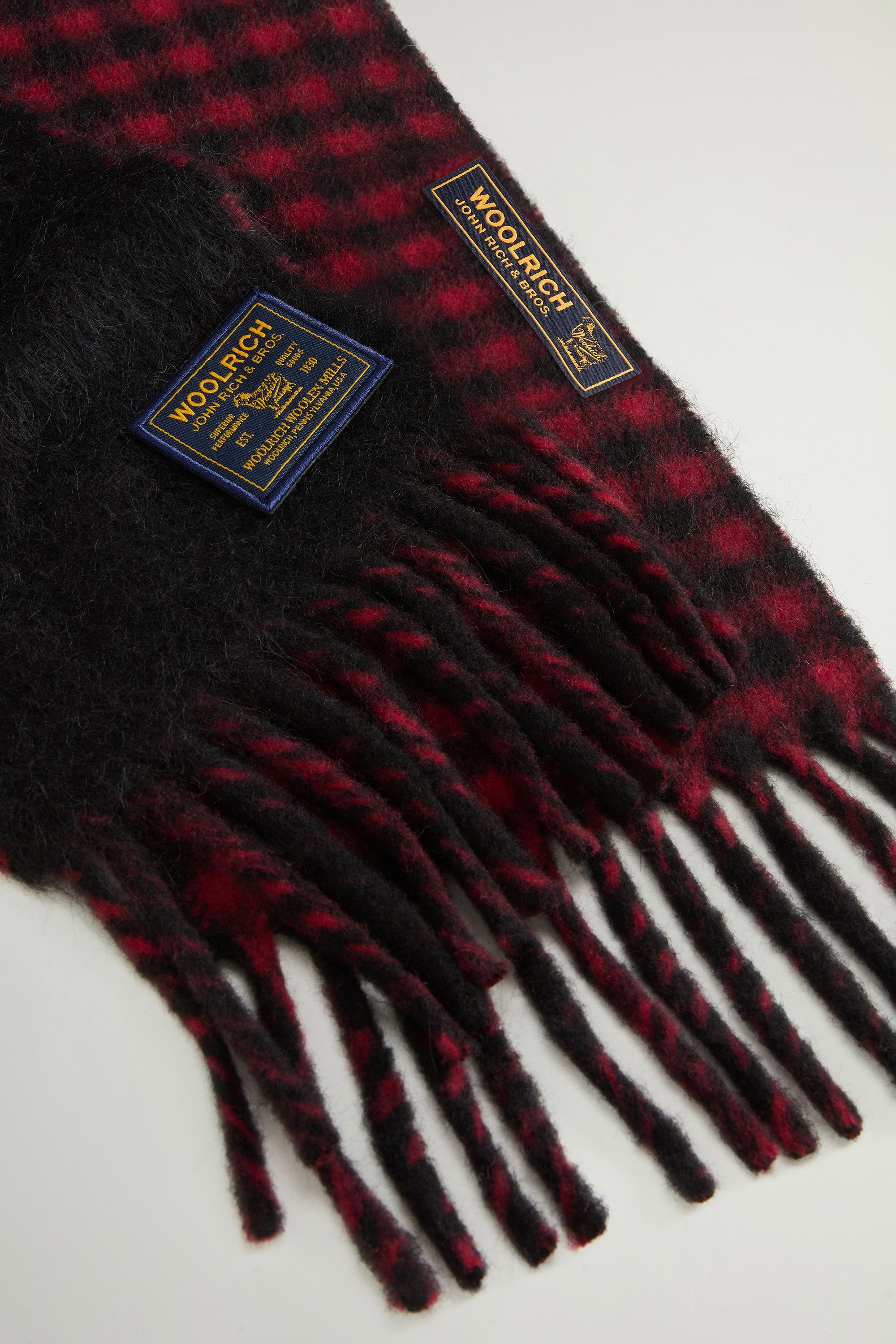 WOOL CHECK SCARF Black photo 4 | Woolrich