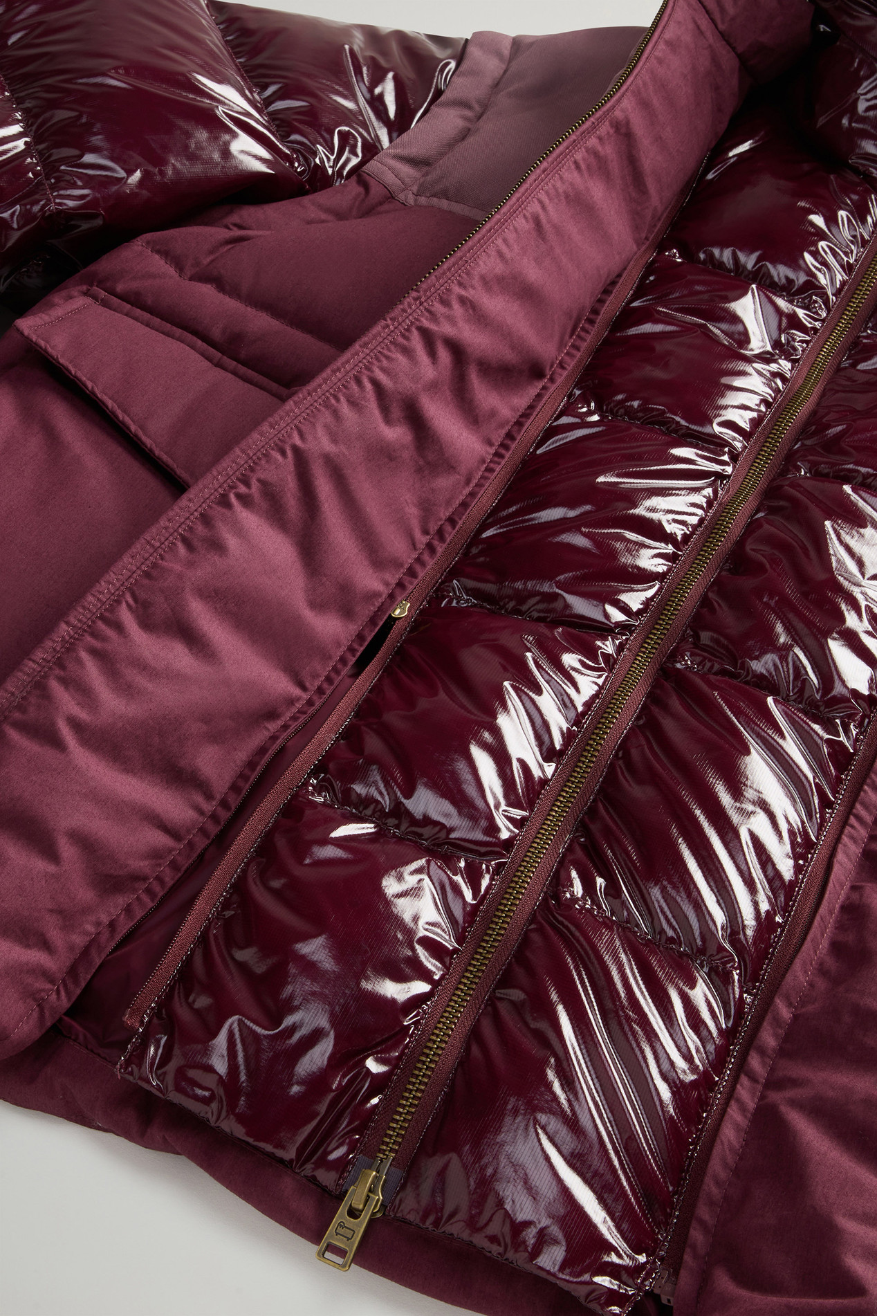 Hybrid Down Jacket with Removable Sleeves and Hood Burgundy photo 9 | Woolrich