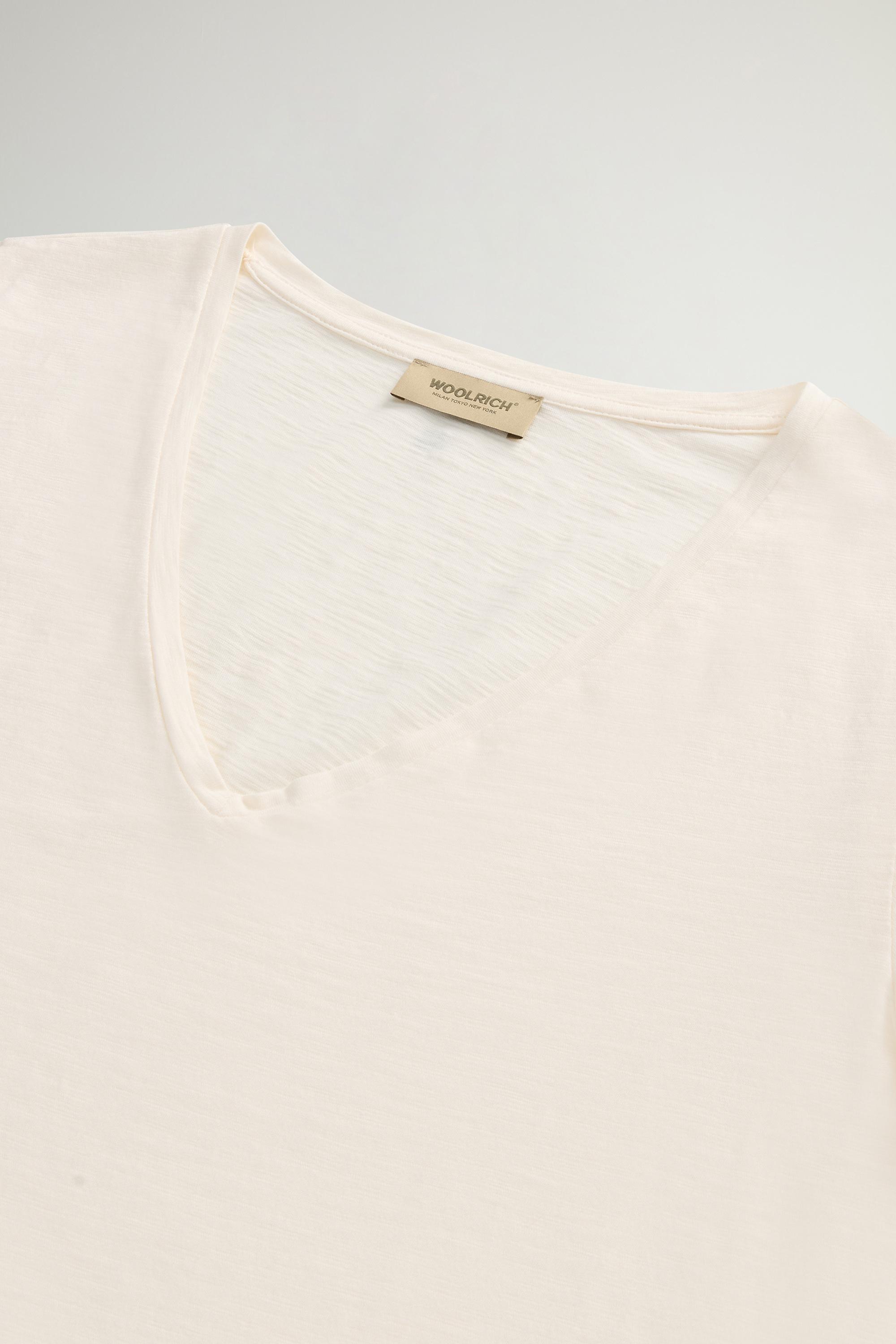 Pure Cotton Slub T-Shirt with V-Neck White photo 6 | Woolrich
