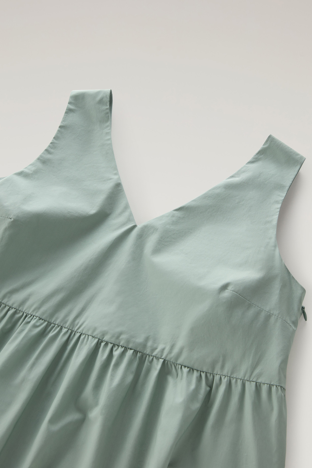 Long Dress in Pure Cotton Poplin Green photo 2 | Woolrich