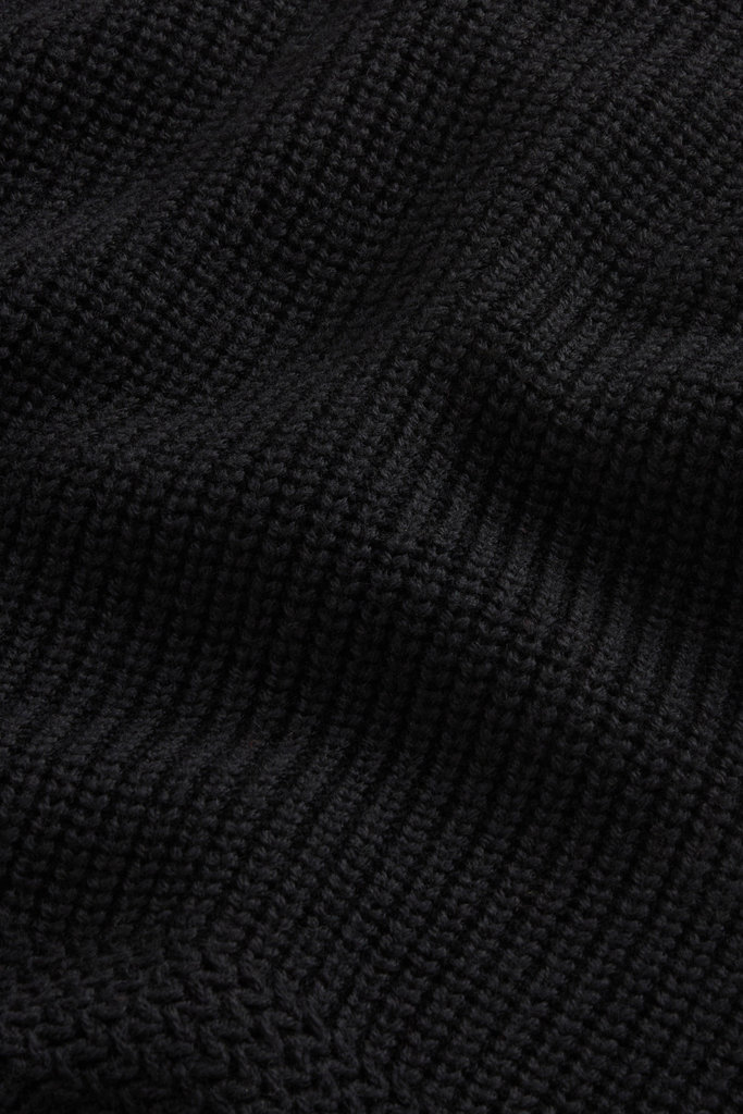 Ribbed Crewneck Sweater in Pure Merino Virgin Wool Black photo 2 | Woolrich