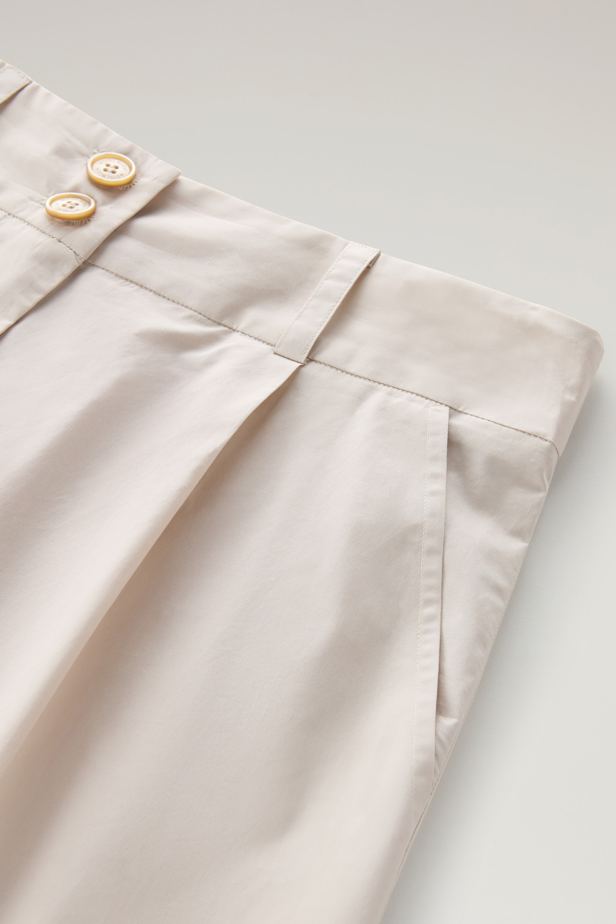 Pure Cotton Poplin Shorts Beige photo 3 | Woolrich