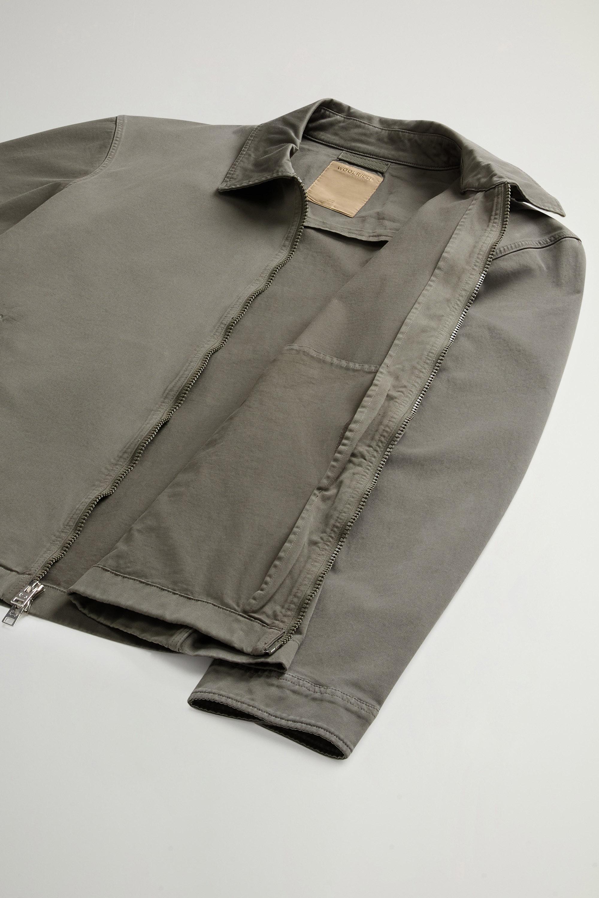 Garment-Dyed Timber Overshirt in Cotton Twill Green photo 8 | Woolrich
