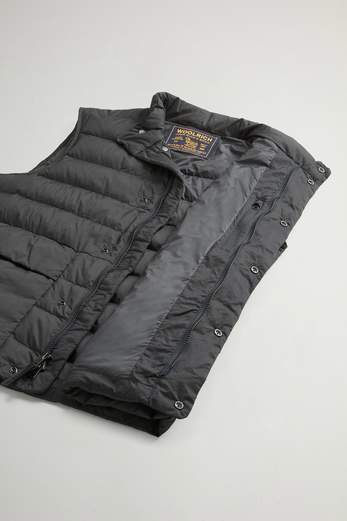 Bering Quilted Vest in Crinkle Nylon Gray photo 4 | Woolrich