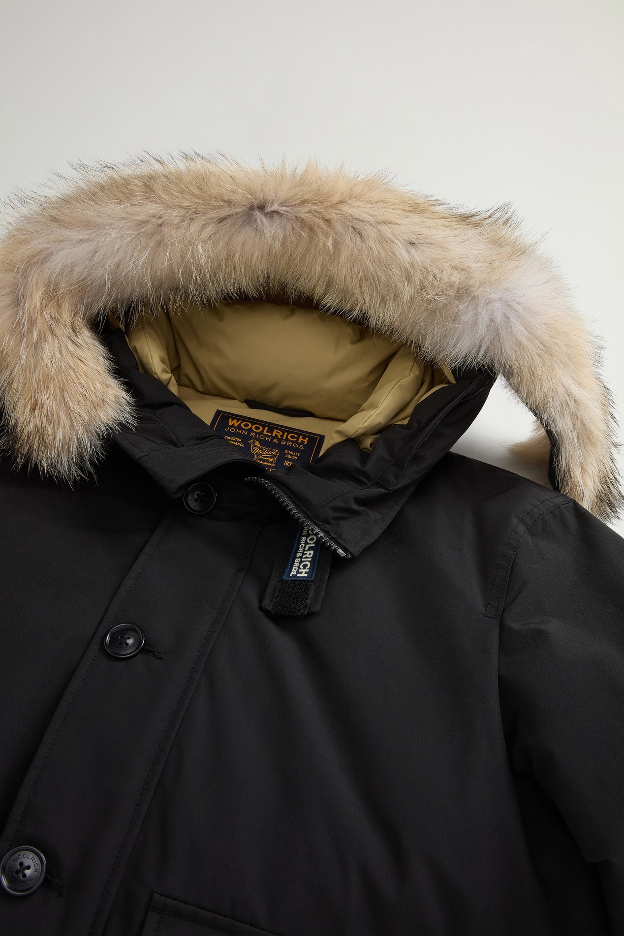 Padded Polar bomber jacket in Ramar Cloth with hood Black photo 2 | Woolrich