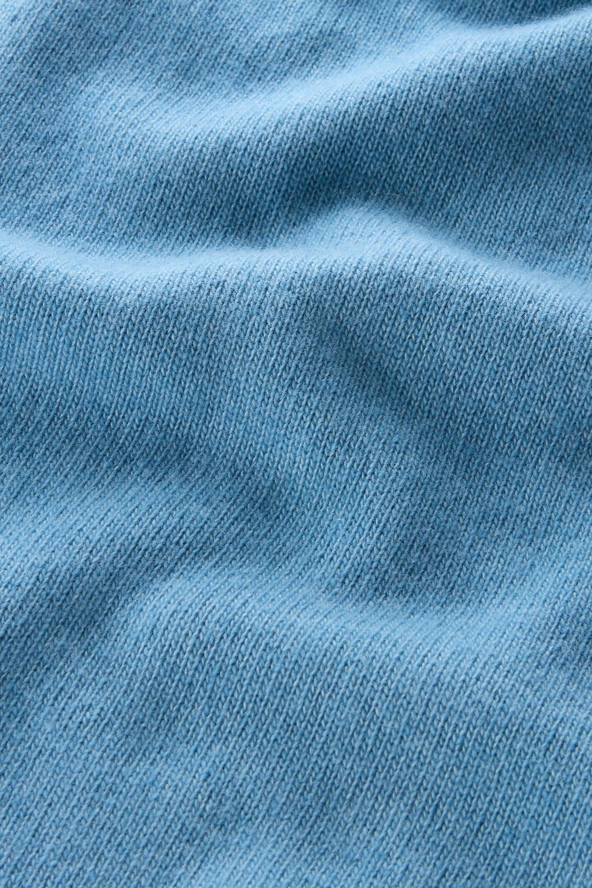 Garment-dyed Crewneck in Pure Virgin Wool Blue photo 4 | Woolrich