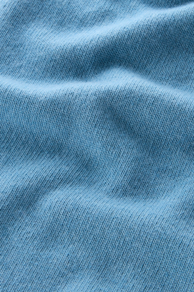 Garment-dyed Crewneck in Pure Virgin Wool Blue photo 4 | Woolrich