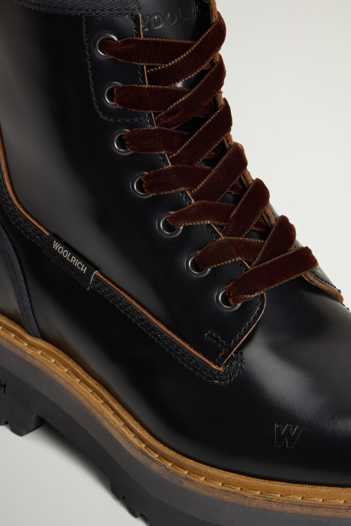 Main Combat Boots in Leather Black photo 5 | Woolrich