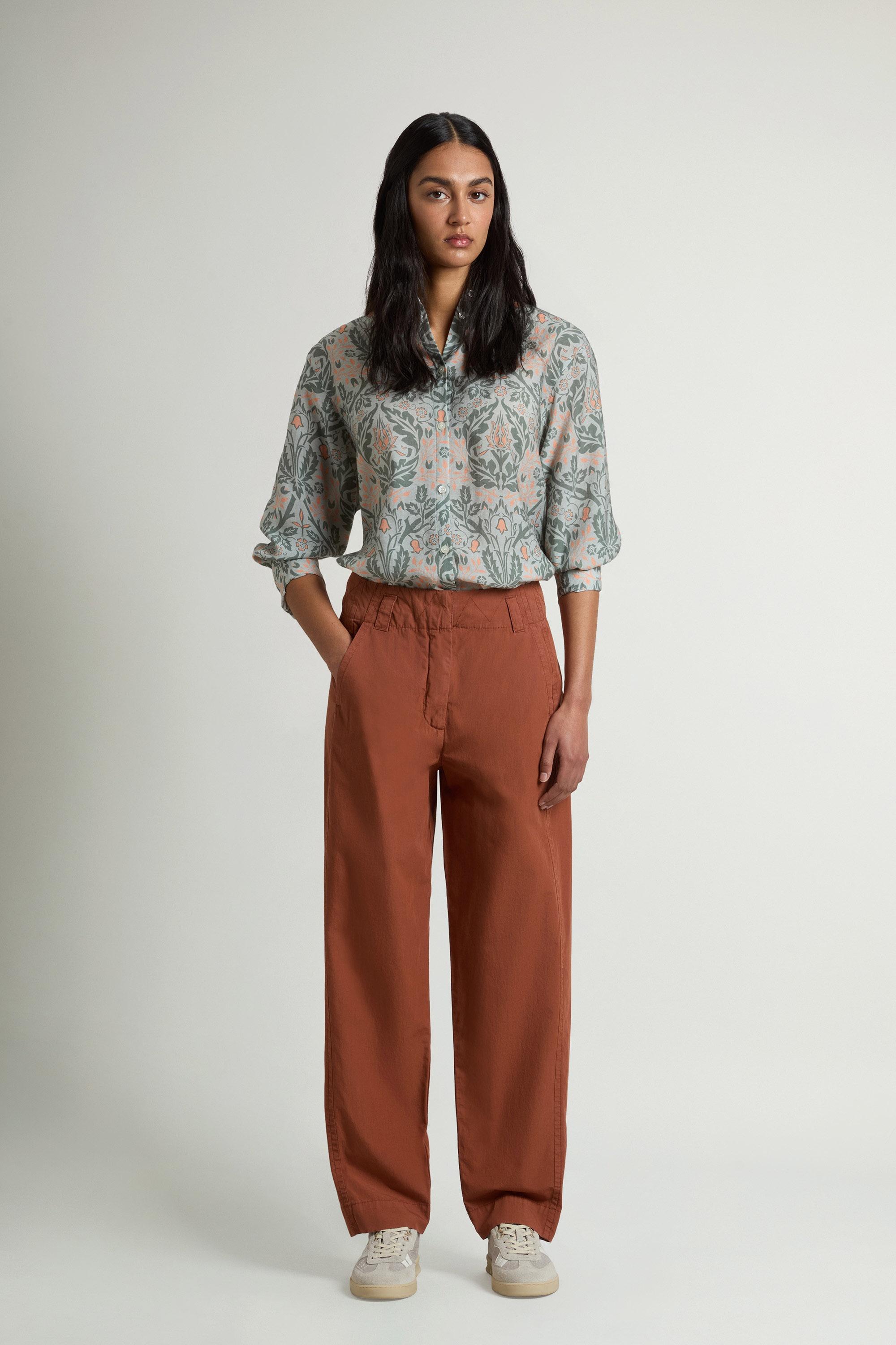 Garment-Dyed Carrot Pants in Pure Cotton Poplin Brown photo 1 | Woolrich