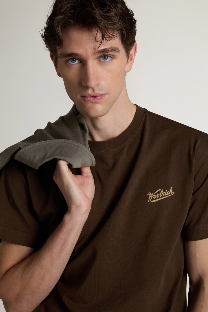 COTTON GRAPHIC T-SHIRT Brown photo 4 | Woolrich