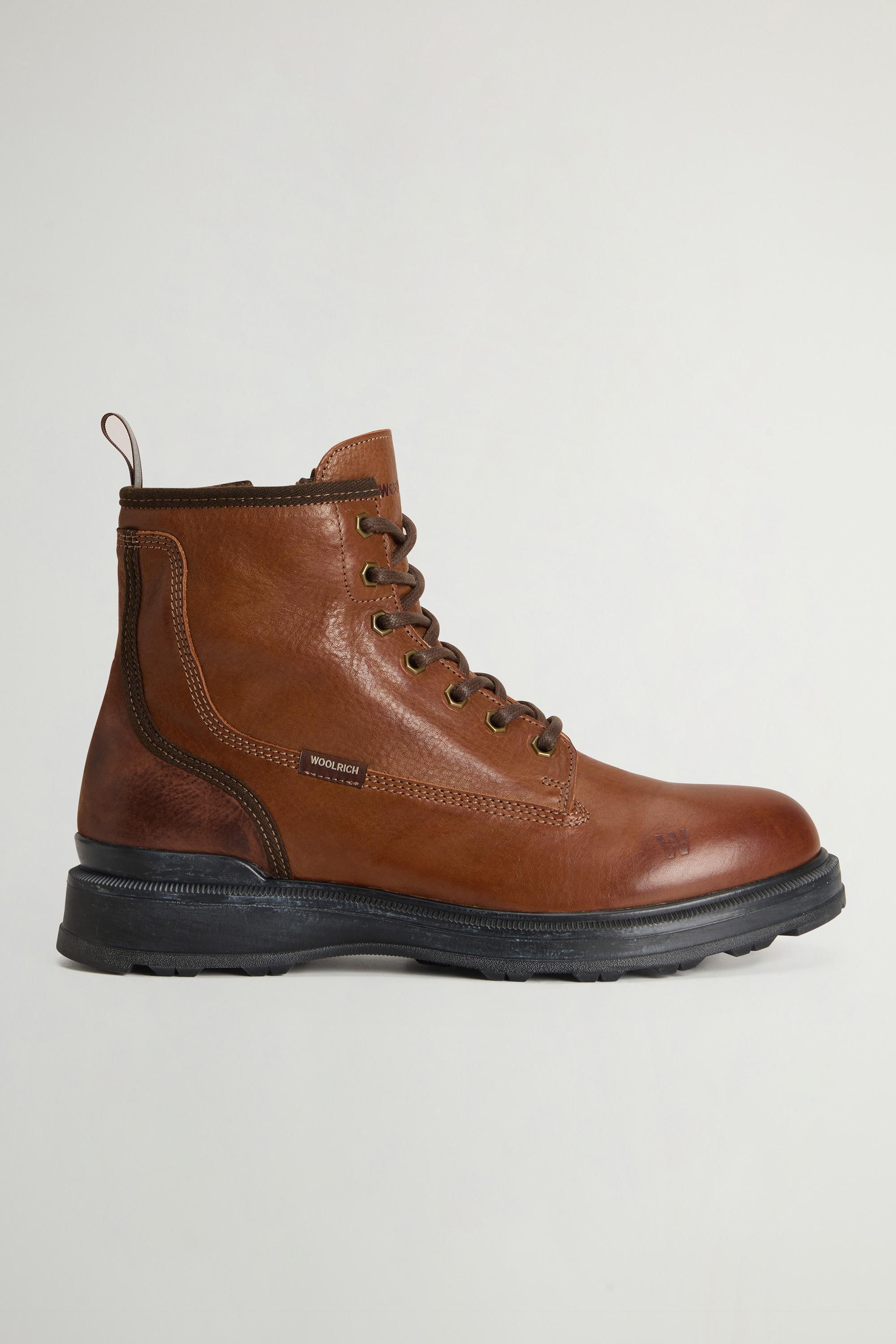 Grove Lace-Up Boots in Cowhide Leather Brown photo 1 | Woolrich