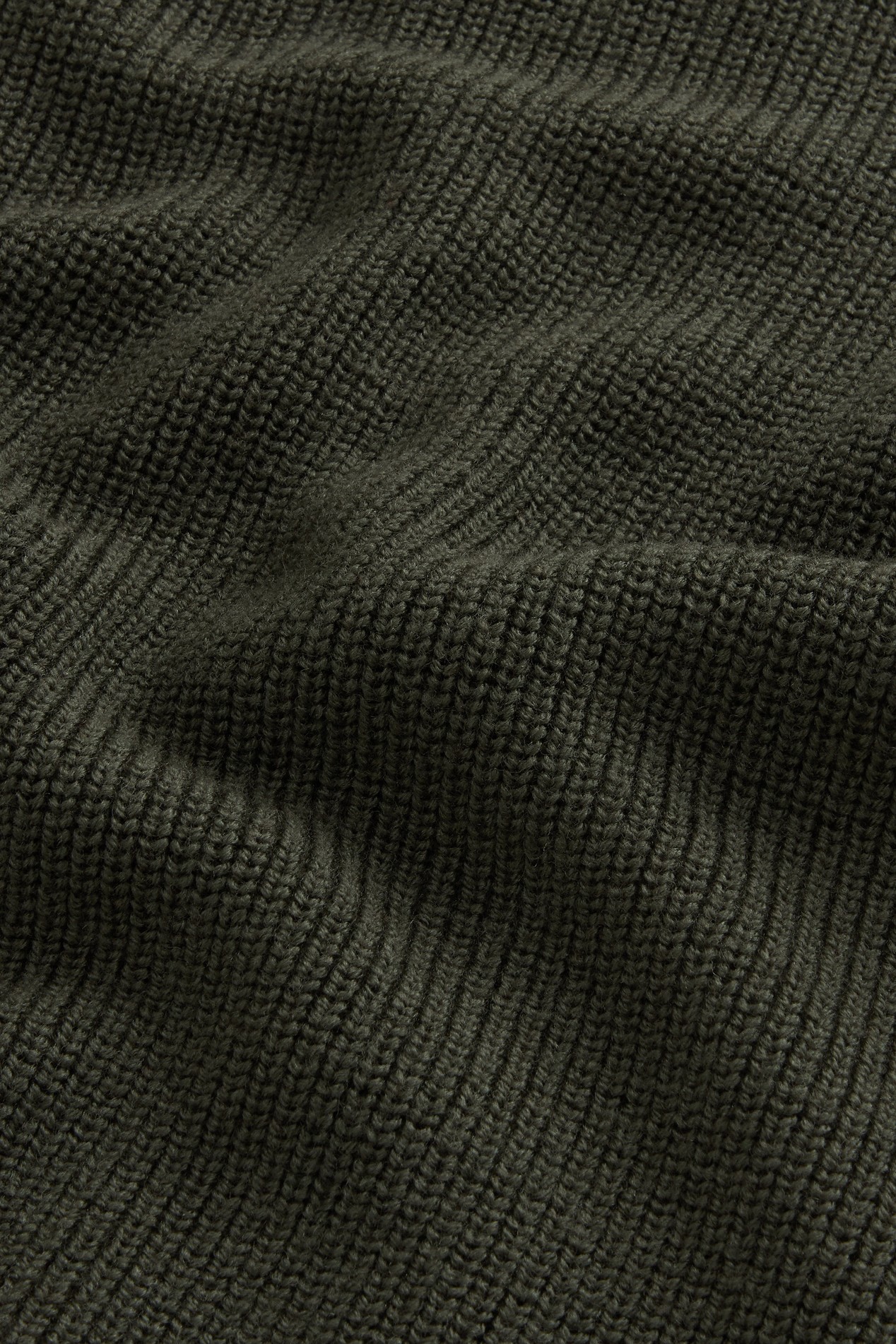 Ribbed Turtleneck Sweater in Pure Merino Virgin Wool Green photo 6 | Woolrich