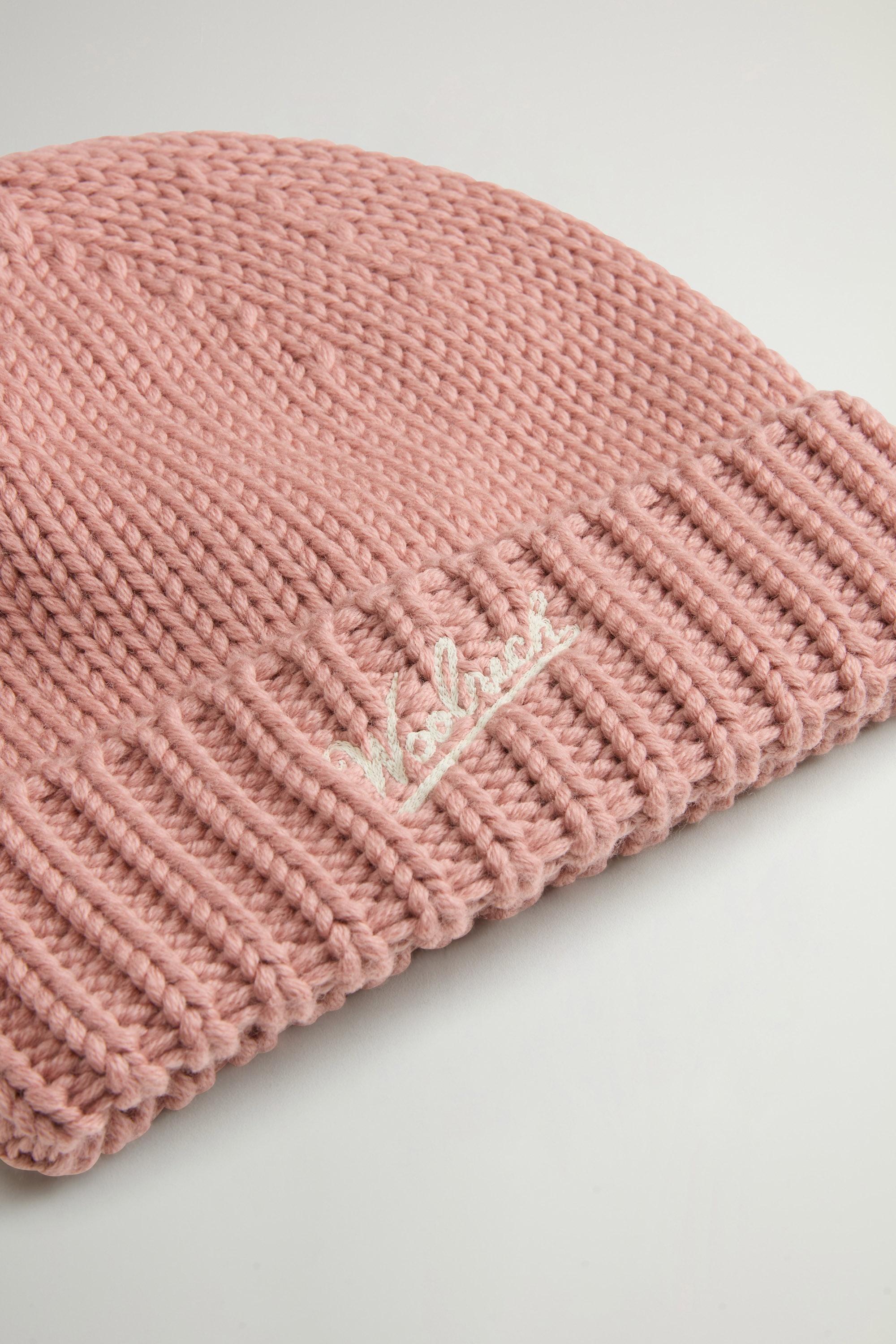 MERINO WOOL LOGO BEANIE Pink photo 3 | Woolrich