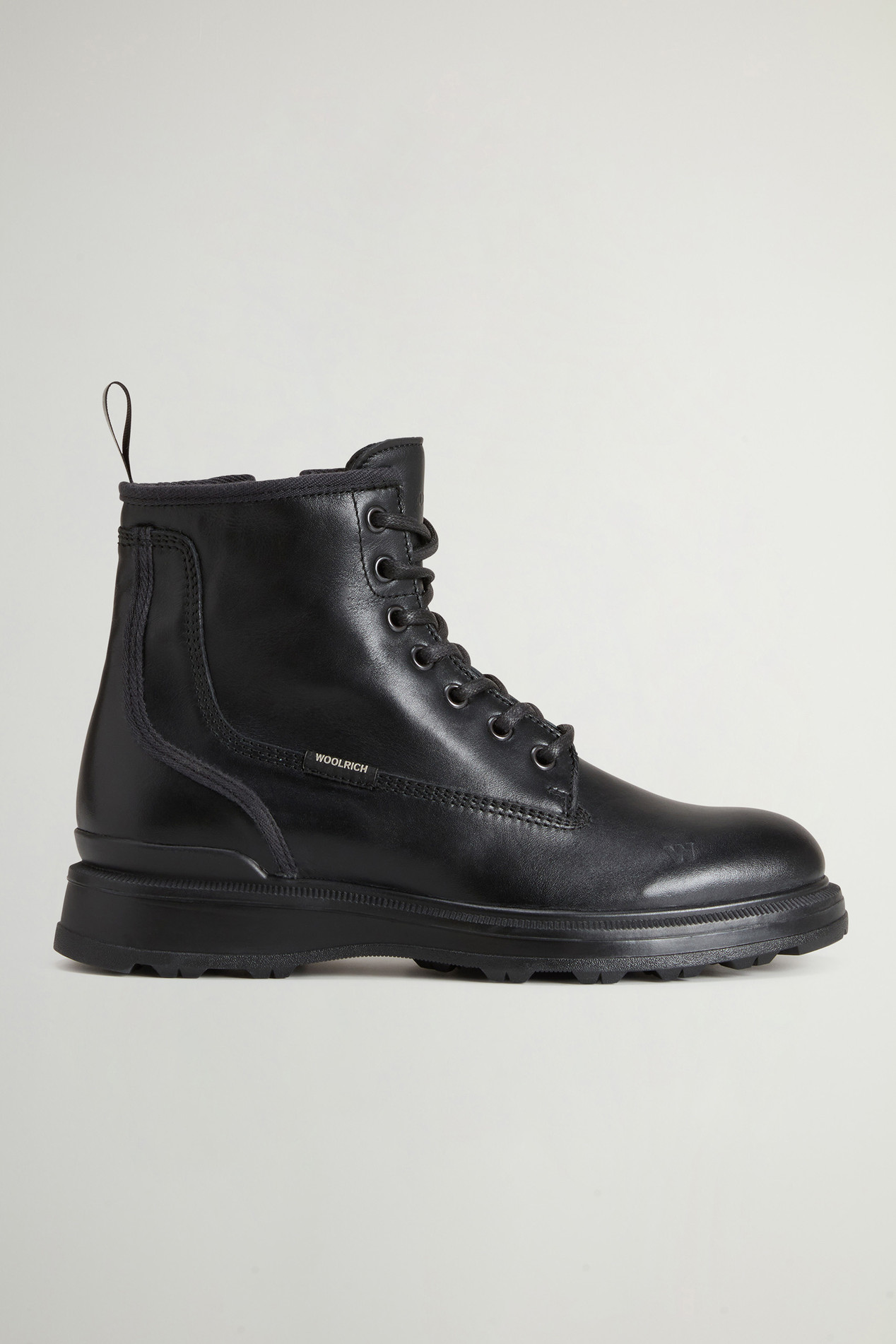 Grove Lace-Up Boots in Leather Black photo 1 | Woolrich