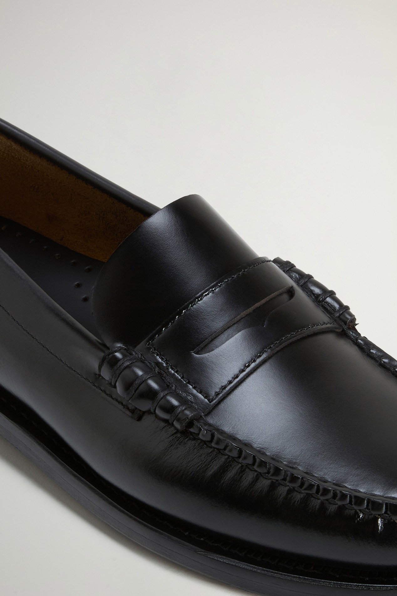 Sebago x Woolrich Classic Dan Loafers in Smooth Leather Black photo 5 | Woolrich