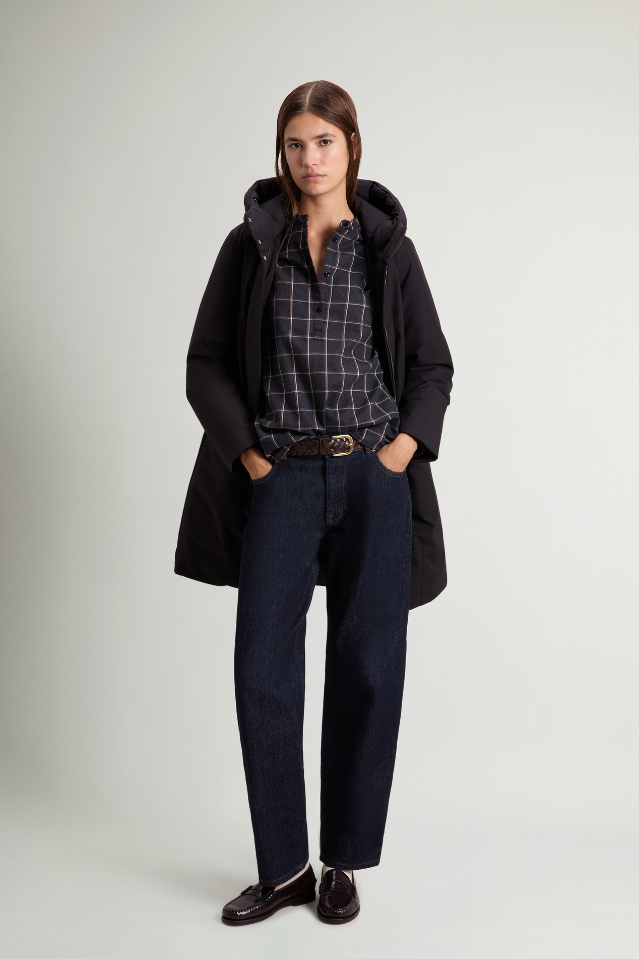 Padded Hooded Parka in Light Stretch Black photo 2 | Woolrich