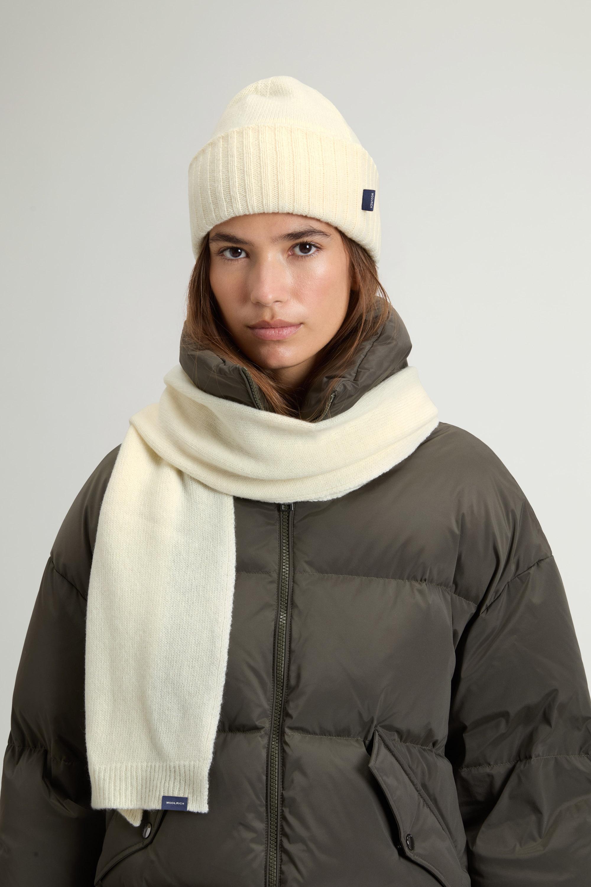 Made in Italy Gift Set with Wool-Blend Beanie and Scarf White photo 1 | Woolrich