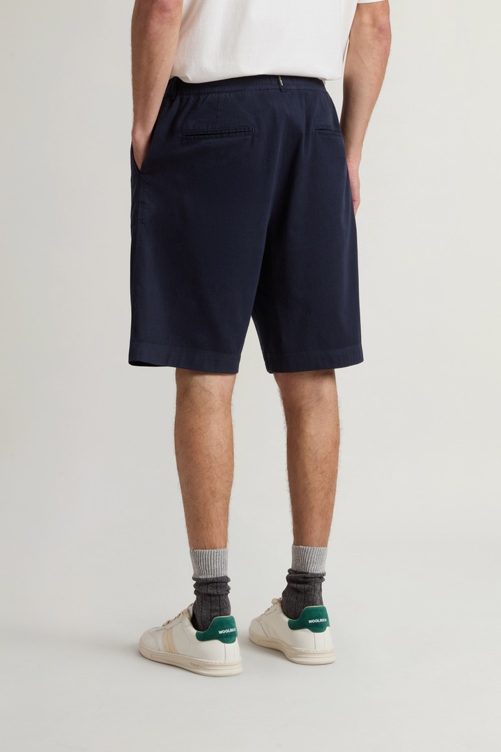 Garment-Dyed Milton Shorts in Cotton and Linen Blend Blue photo 2 | Woolrich