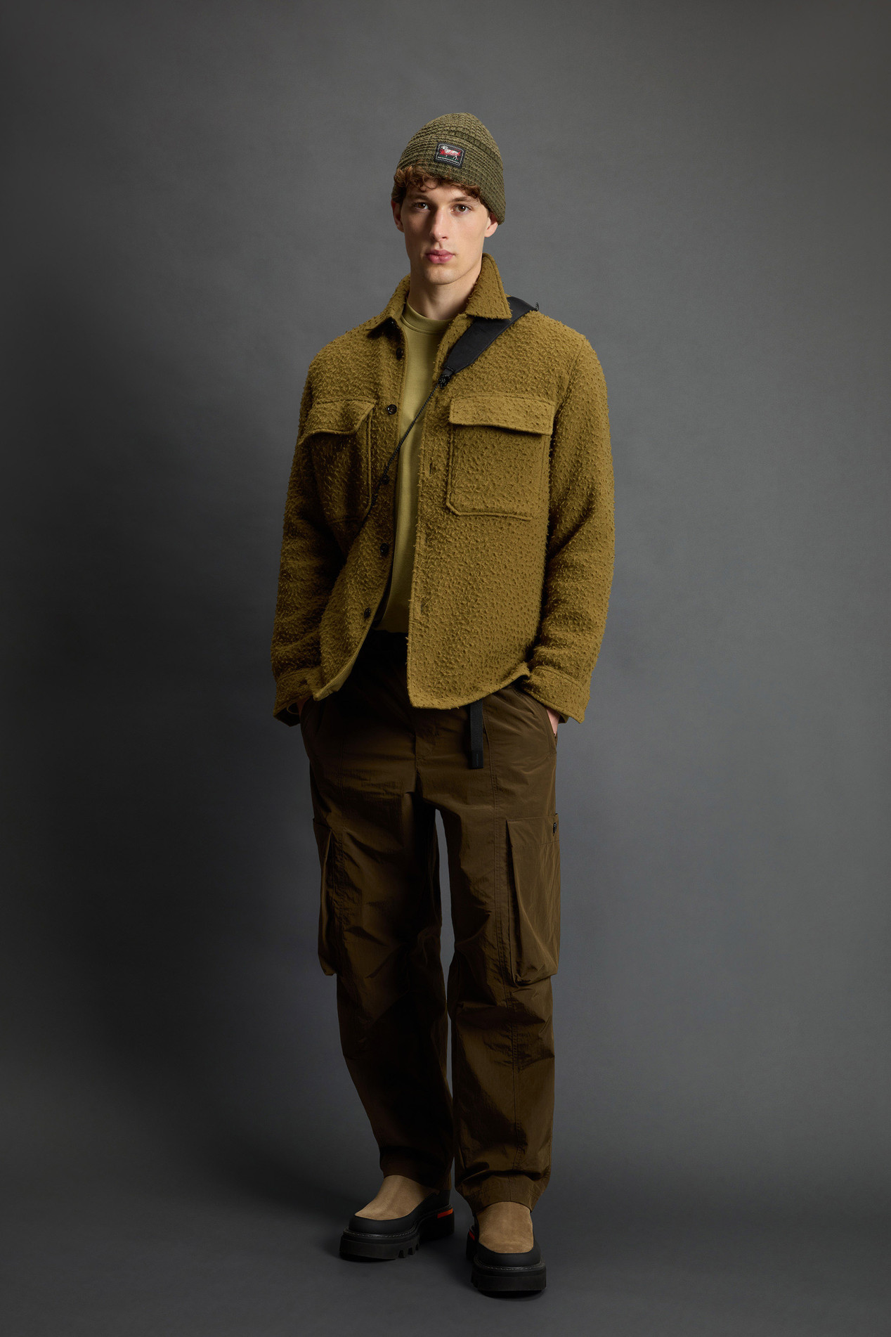 Overshirt in Italian Virgin Wool Blend from Casentino by Todd Snyder Green photo 2 | Woolrich