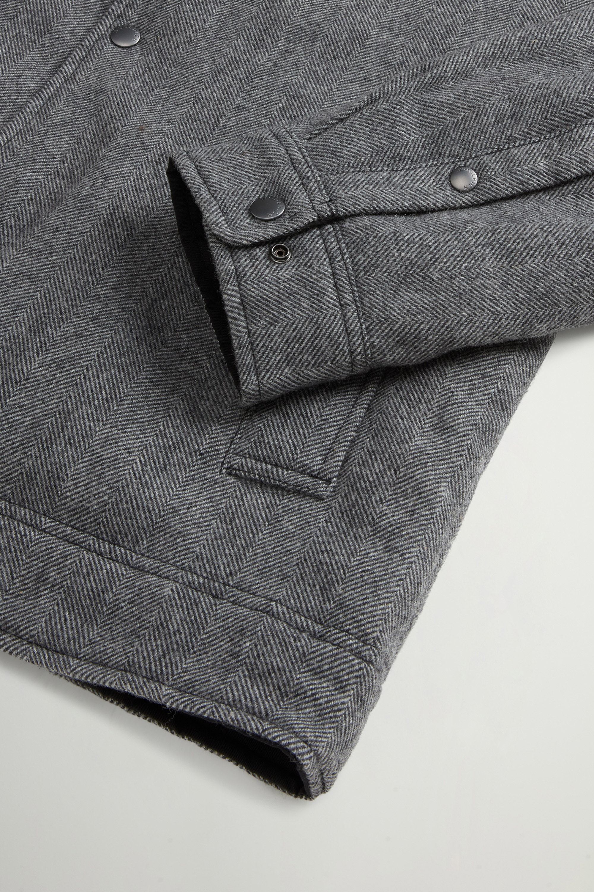 Checked Padded Overshirt in Recycled Italian Wool Blend Gray photo 7 | Woolrich