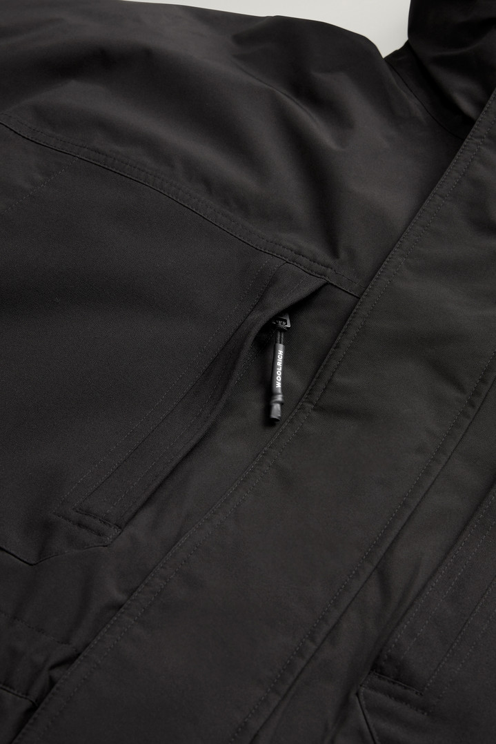 Mountain Jacket in WINDSTOPPER GORE-TEX Black photo 3 | Woolrich