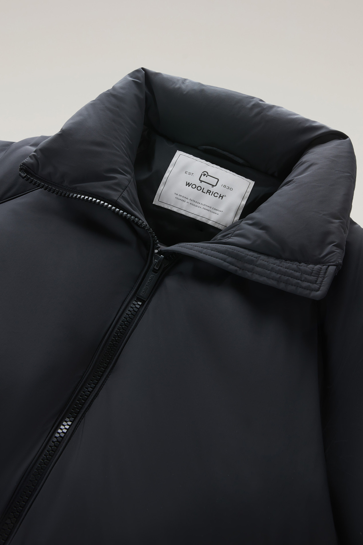 Alsea Down Jacket in Stretch Nylon Black photo 2 | Woolrich