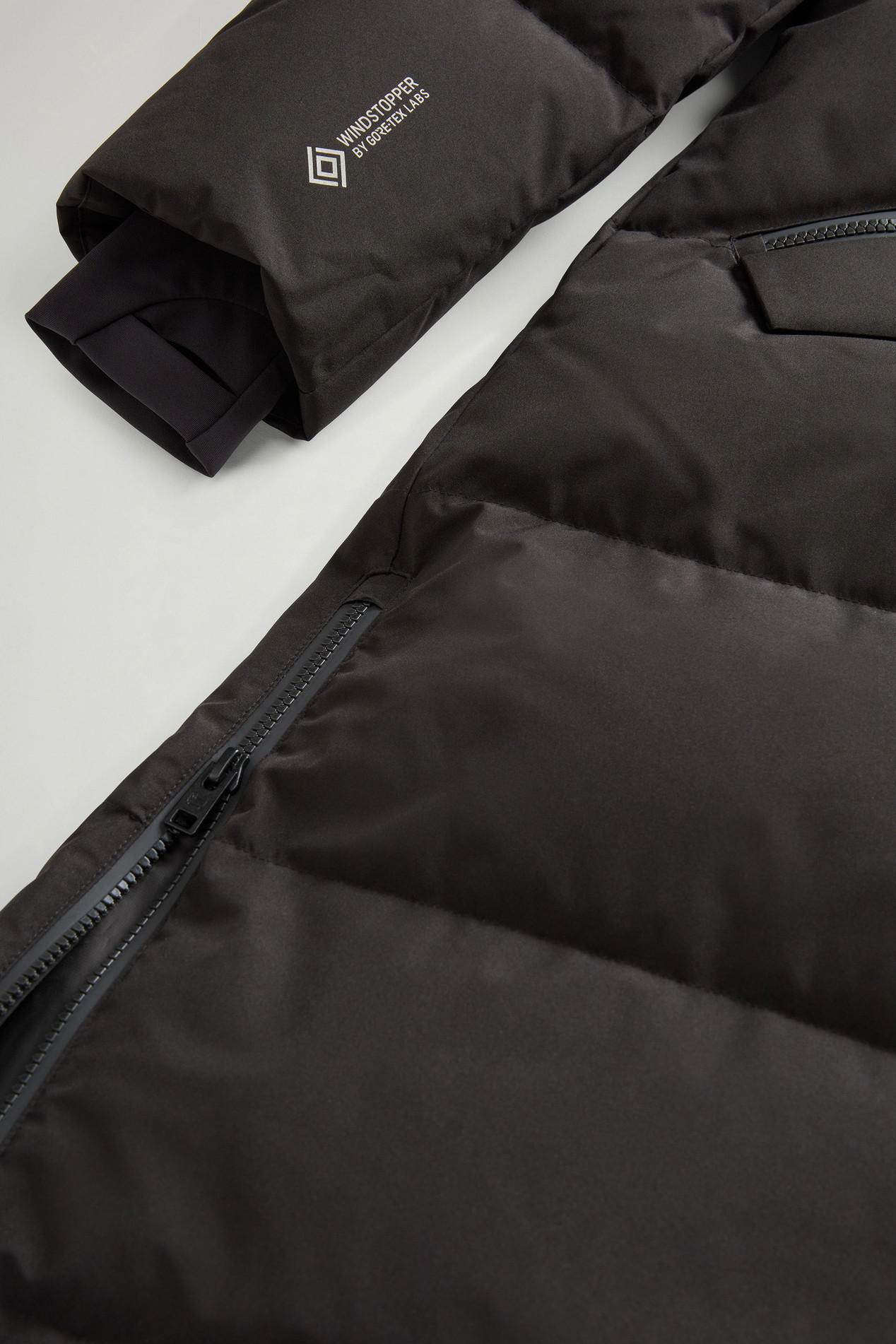 Long down Jacket in WINDSTOPPER GORE-TEX Black photo 9 | Woolrich