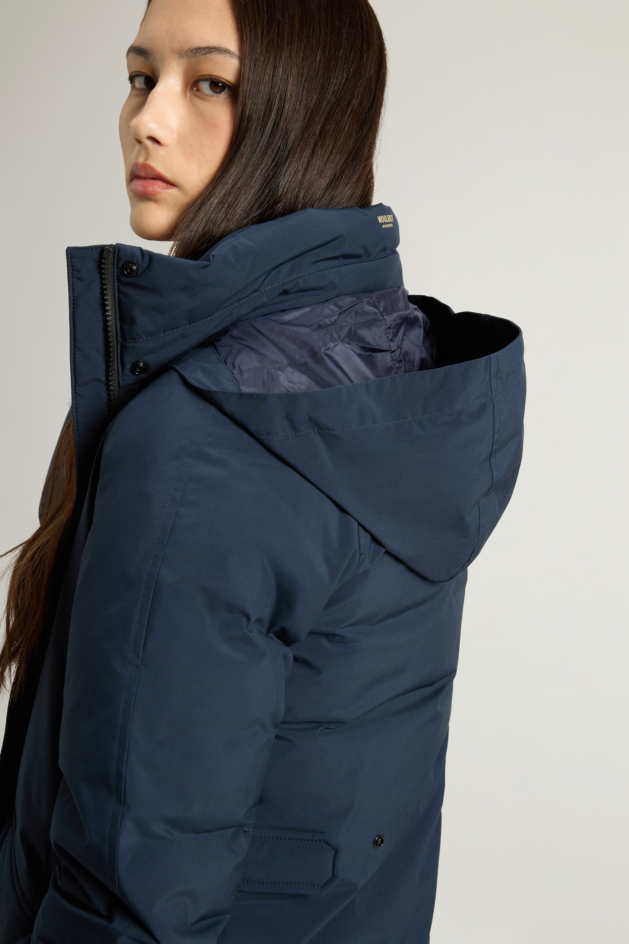 Long Cloud Jacket with Foldaway Hood Blue photo 4 | Woolrich